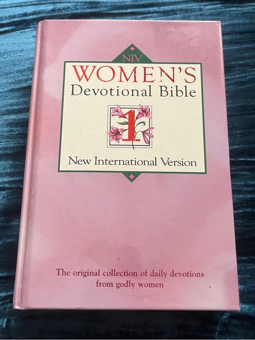 Zondervan NIV Women's Devotional Bible Compact Edition Hardcover
1990